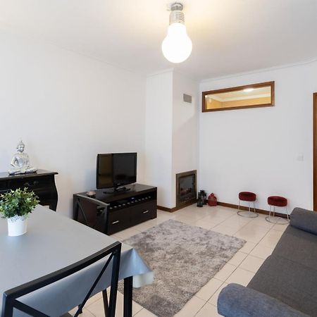 Guestready - Modern 2Br Flat In Vila Nova De Gaia Porto Kültér fotó